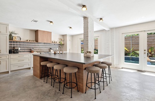 Bywater House | Designer Bywater Retreat with Private Pool & Spa