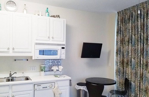 Fort Walton Beach Villa | Destin West Villa 301, oceanview, wraparound balcony, lazy river, 6 pools, beach