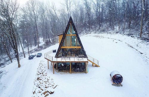 Ligonier House | Diamond View PA: A-Frame~Hot Tub~Sauna~Panoramic Mountain Views