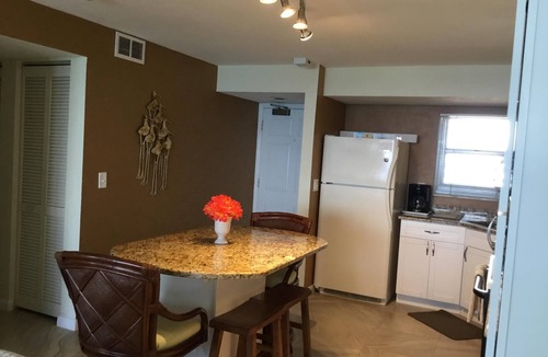Ocean View Halifax Estates Condo | Direct Oceanfront, Newly Renovated 2-Bedroom, 2-Bath Condo - No Drive Beach