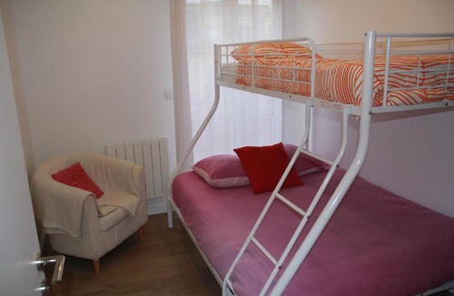 Chessy Apartment | Disney Apart,3 mn from Disney, 4bedrooms, double free, secured parking,105 m2