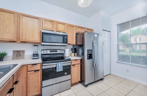 Wellington Villa | Disney Area Resort Hotel Home! Magical Villa! Free Parking! Waterpark! Pool!