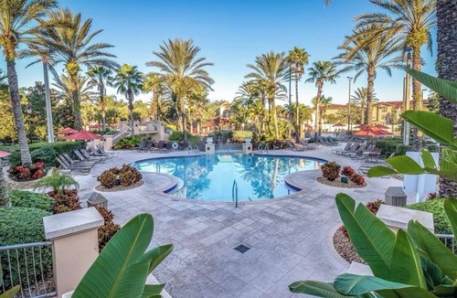 Wellington Villa | Disney Area Resort Hotel Home! Magical Villa! Free Parking! Waterpark! Pool!