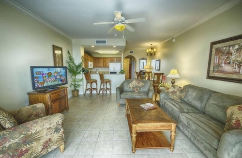 Florida Central Atlantic Coast Apartment | Disney dreams apartment Amazing lake views!