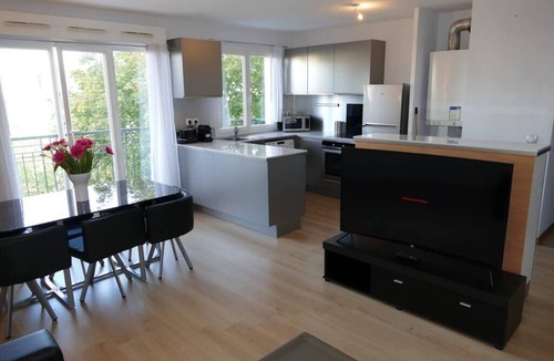 Serris Apartment | ❧ Disneyland Paris 70m² face Parc, place Ariane ❧