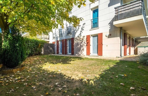 Montevrain Apartment | Disneyland Paris Family - 6p - Wifi -AC - Parking