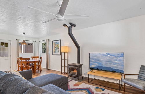 Mountainaire House | Dog Friendly Home with Fire Pit only 7 Miles from Flagstaff and NAU