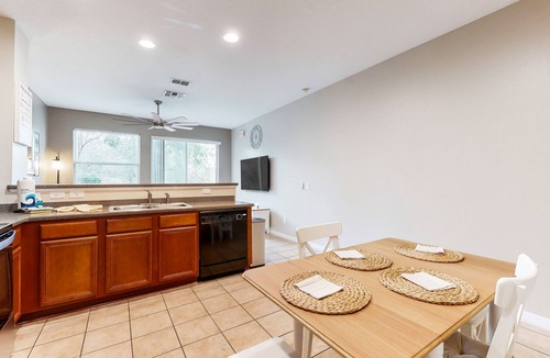 Crestwynd Bay House | Dog-friendly townhouse near Disney with outdoor pool, patio, streaming, W/D, AC