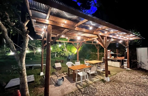 Minamiizu House | [Dogs Welcome/BBQ Allowed] A Safe, Fully Fenced Entire House Rental | Parking for 3 Cars · 10-Minute Drive to Hirizo Beach! Accommodates up to 10 guests!