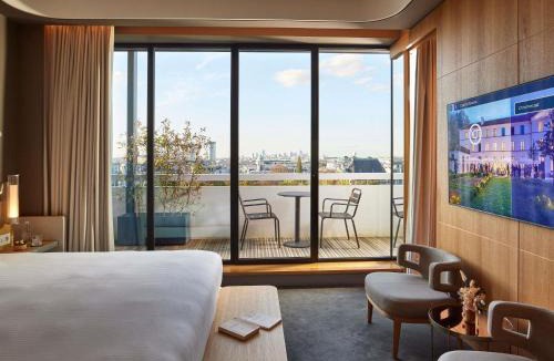 Issy-les-Moulineaux Hotel | Domaine de la Reine Margot Paris-Issy - MGallery Collection