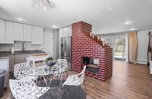 Yorktown Heights House | DOMIR Yorktown stay