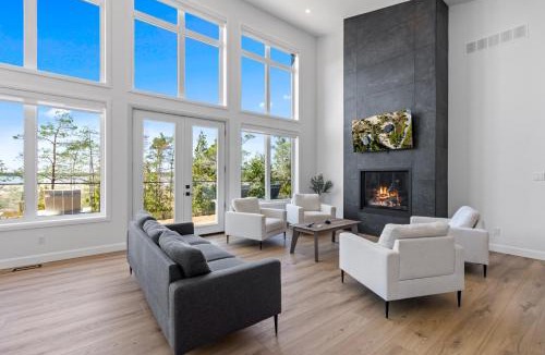 Tobermory House | Dorcas Bay Dreams