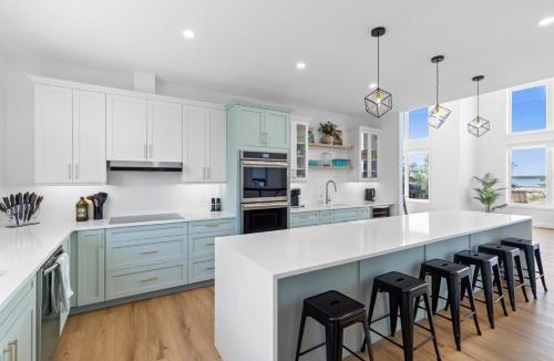 Tobermory House | Dorcas Bay Dreams