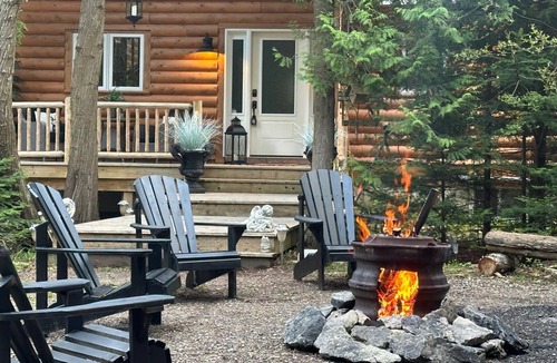 Northern Bruce Peninsula Cottage | Dorcas "GOLF" Getaway