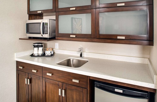 Northeast Mississauga Hotel | DoubleTree by Hilton Toronto Airport
