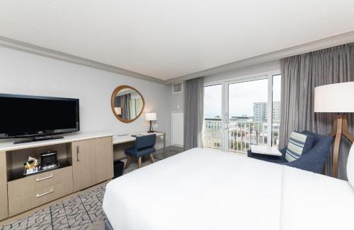 Ocean Park Hotel | DoubleTree Suites by Hilton Melbourne Beach Oceanfront
