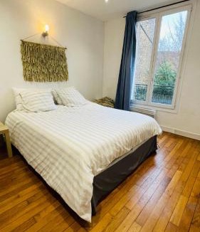 Villemomble Apartment | Douce France - 300m to train station/6persons/2Rooms/35mnToDisney