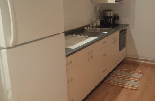 Cabbagetown Apartment | Downtown Apartment in Historic Cabbagetown