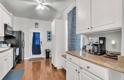 Harrisburg House | Downtown Harrisburg Water Front Home - Close to Hersheypark & Farm Show Complex