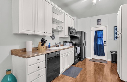 Harrisburg House | Downtown Harrisburg Water Front Home - Close to Hersheypark & Farm Show Complex