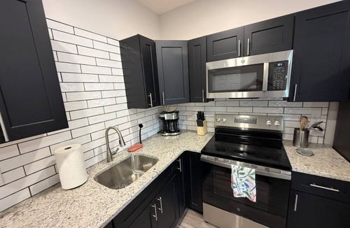 Ashfield Apartment | Downtown Jim Thorpe Stay at Charles Albright