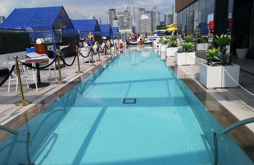 Fashion District Apartment | Downtown Toronto Luxury King Street Penthouse in Entertainment District