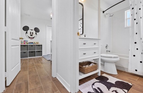 Tuscan Ridge House | Dreamy Disney Vaca- Large Secluded Pool Space- 4 Living Areas & 2 King Suites