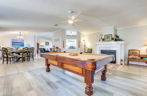 Highland House | Dreamy Home on Lake Istokpoga w/Dock + Views!
