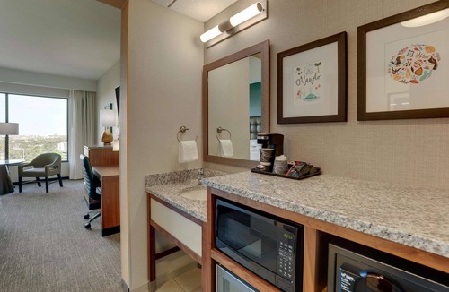 Lake Buena Vista Hotel | Drury Plaza Hotel Orlando - Disney Springs Area