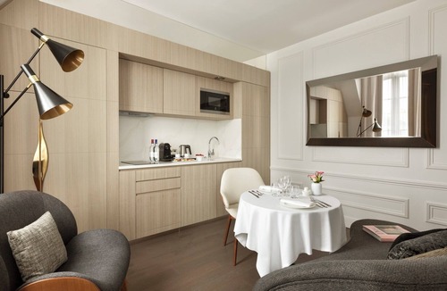 Champs-Elysees Apartment | Duplex Montmartre With Aircon In Champs Elysees