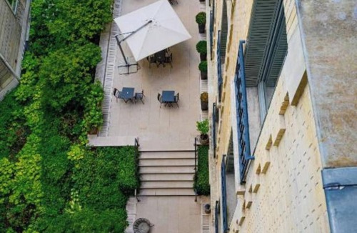 Champs-Elysees Apartment | Duplex Montmartre With Aircon In Champs Elysees