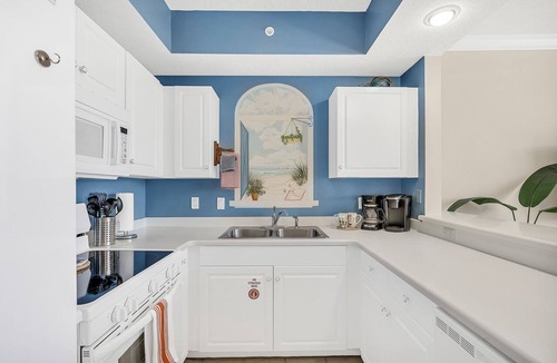 Fort Walton Beach Condo | DW Gulf 615- DIRECT OCEAN VIEW- FREE BEACH SERVICE-TOP FLOOR (6th)-RELAX & ENJOY