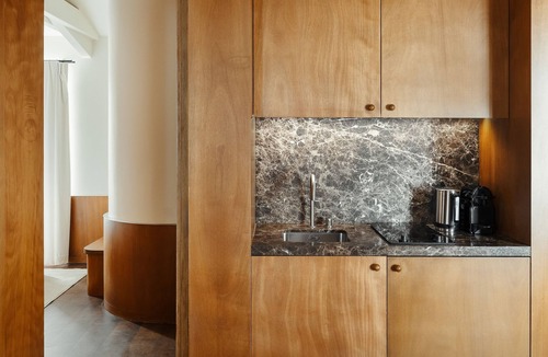 Porte-Saint-Martin Apartment | Edgar Suites Bouchardon