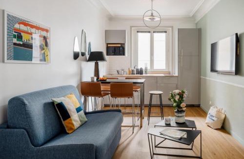9th Arrondissement Apartment | Edgar Suites Martyrs - Lebas