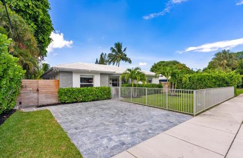 Old Northwood House | Elegant 3br Getaway W Pool, Near Wpb Hotspots