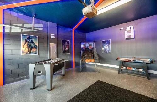 Bay Lake House | Elegant 8 Bdrm Villa With Games Room at Encore