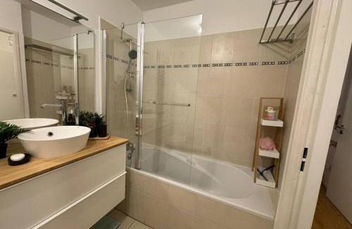 Parc-Nord Apartment | Elegant apartment near La Défense and Arena