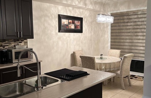 Brampton House | Elegant bedroom in brampton