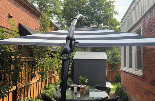 Burlington House | Elegant Downtown Burlington Retreat – Walk to Lake, Shops & Dining!