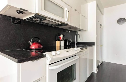 CityPlace Hotel | Elegant Lakeview - One Free Parking