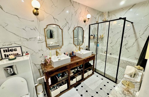 Quartier de Rochechouart Condo | Elegant Unique 2BR Condo 100m² Quiet Luxury with Workspace Central Paris 9