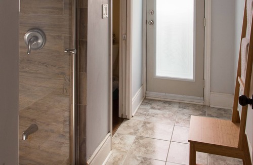 Cabbagetown House | Elevate Rooms Taigh Ice