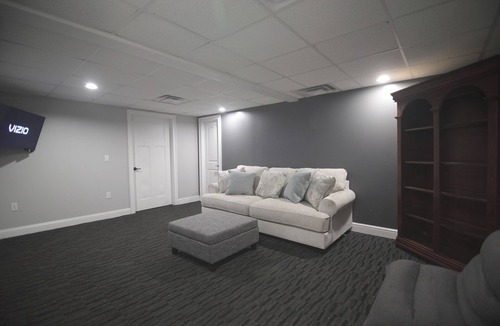 Pleasant Hills House | ELITE SUITES 5 BEDROOM RETREAT