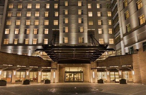 Berkeley Heights Hotel | Embassy Suites by Hilton Berkeley Heights