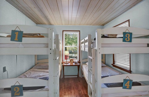 Huntingdon Cabin | Emmazing Grace - Aunt Susie's Raystown Lake