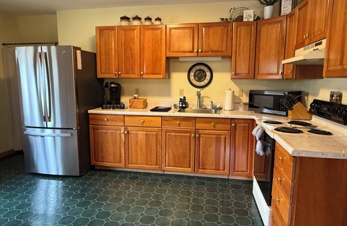 Lock Haven Apartment | Enjoy the Bear Den Guest House's amazing views
