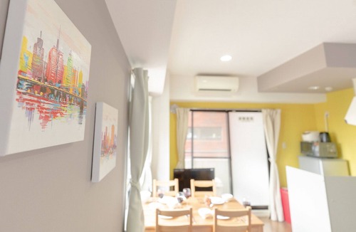 Nakano Apartment | Enjoy Tokyo One room reserved / Room 302/6 people / Nearest station 6 minutes / 10 minutes to Shinjuku / In front of family restaurant / Near convenience store / Bus stop in front of you