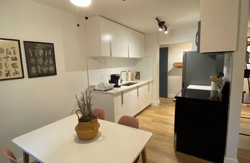Waterloo Apartment | ENTIRE 1 BEDROOM APARTMENT by UW RESEARCH PARK