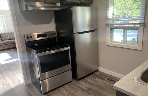 Orangeville House | Entire bungalow with 2 bedrooms,kitchen,washroom & privacy
