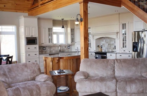 Howe Island Ski Chalet | Entire chalet in Gananoque, Canada